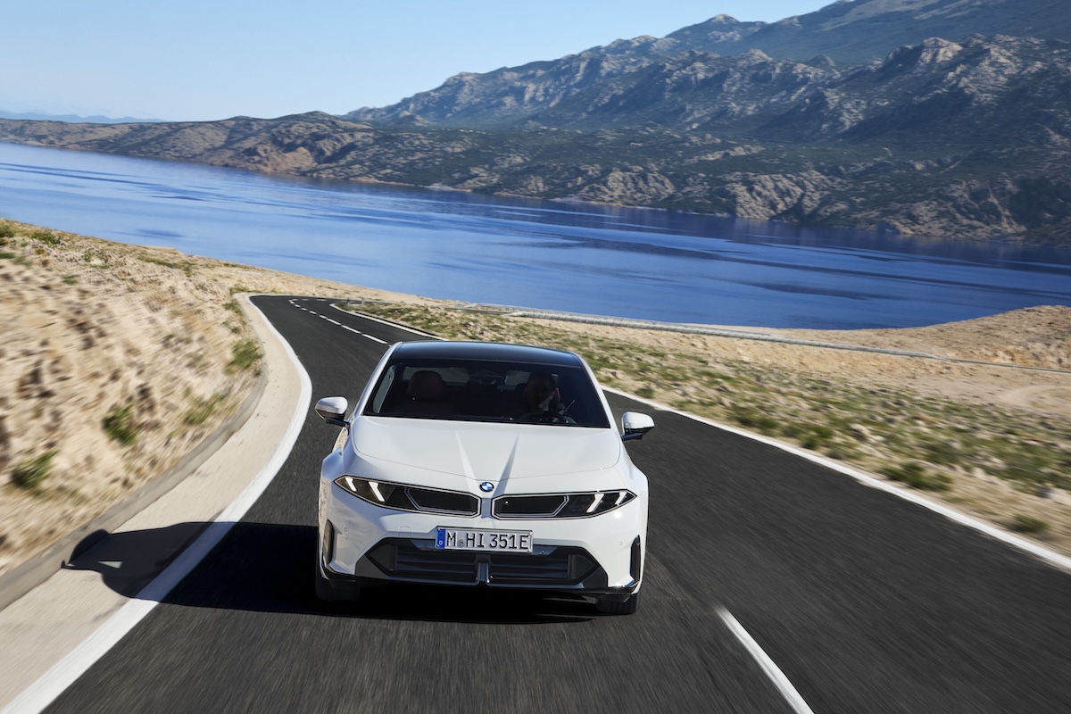 BMW nuova i3 2026, tecnologia 800 volt e fino a 912 km WLTP BMW nuova i3 2026, tecnologia 800 volt e fino a 912 km WLTP