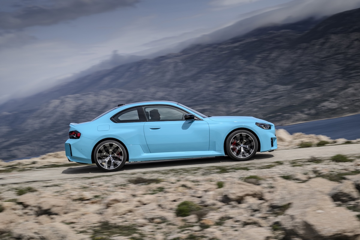 BMW M2 xDrive: la più venduta M diventa anche a 4 ruote motrici BMW M2 xDrive: la più venduta M diventa anche a 4 ruote motrici