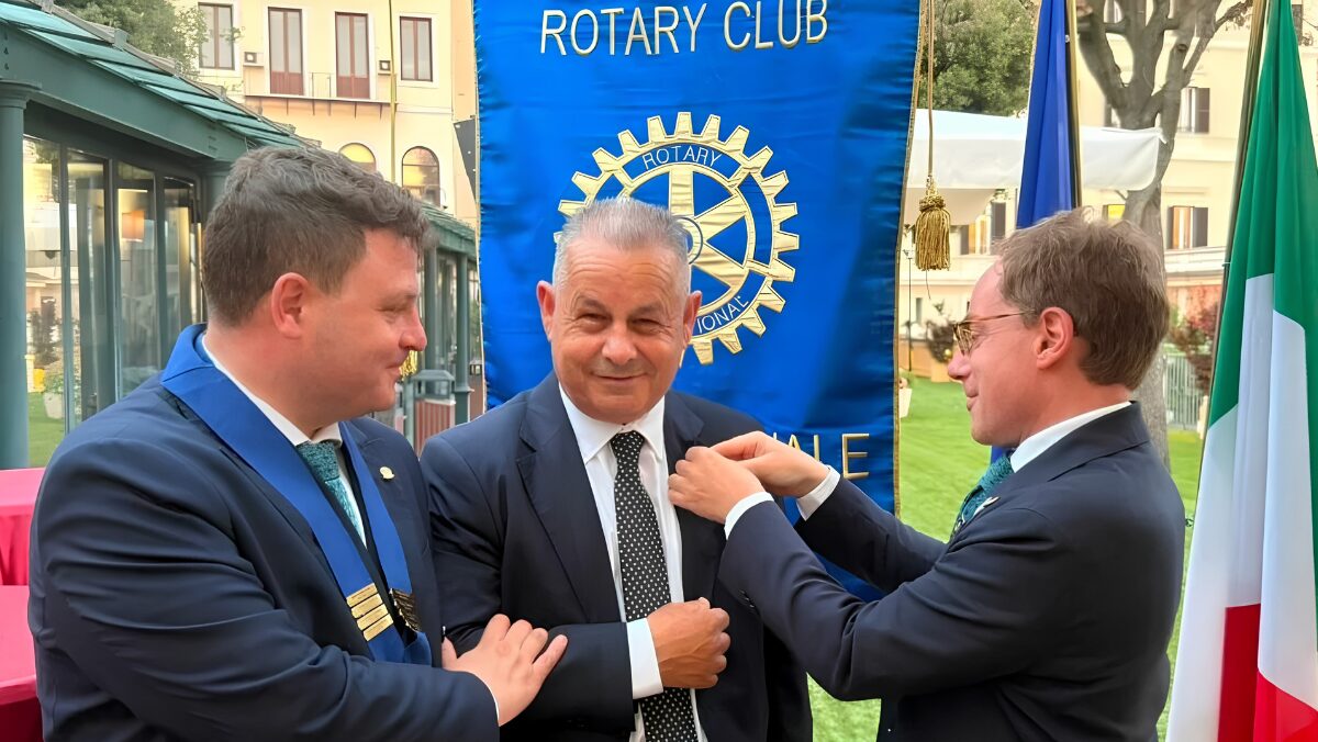 Dalla Calabria ai vertici dell’informazione, un nuovo riconoscimento a Francesco Caroprese, vicepresidente dell OdG Dalla Calabria ai vertici dell’informazione, un nuovo riconoscimento a Francesco Caroprese, vicepresidente dell OdG