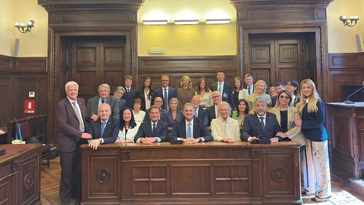 La nuova squadra dei Commercialisti italiani si presenta, guardando a nuove sfide La nuova squadra dei Commercialisti italiani si presenta, guardando a nuove sfide