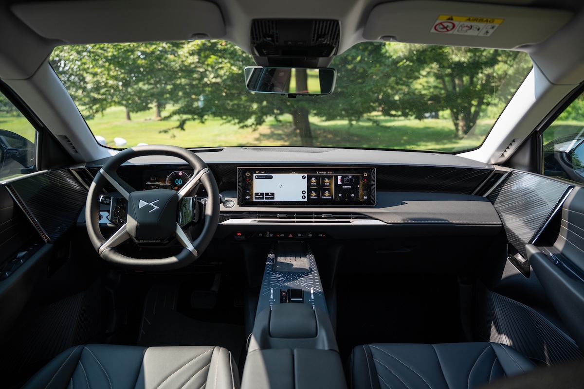 DS N°7 arriva in Italia: prezzi, gamma e autonomi