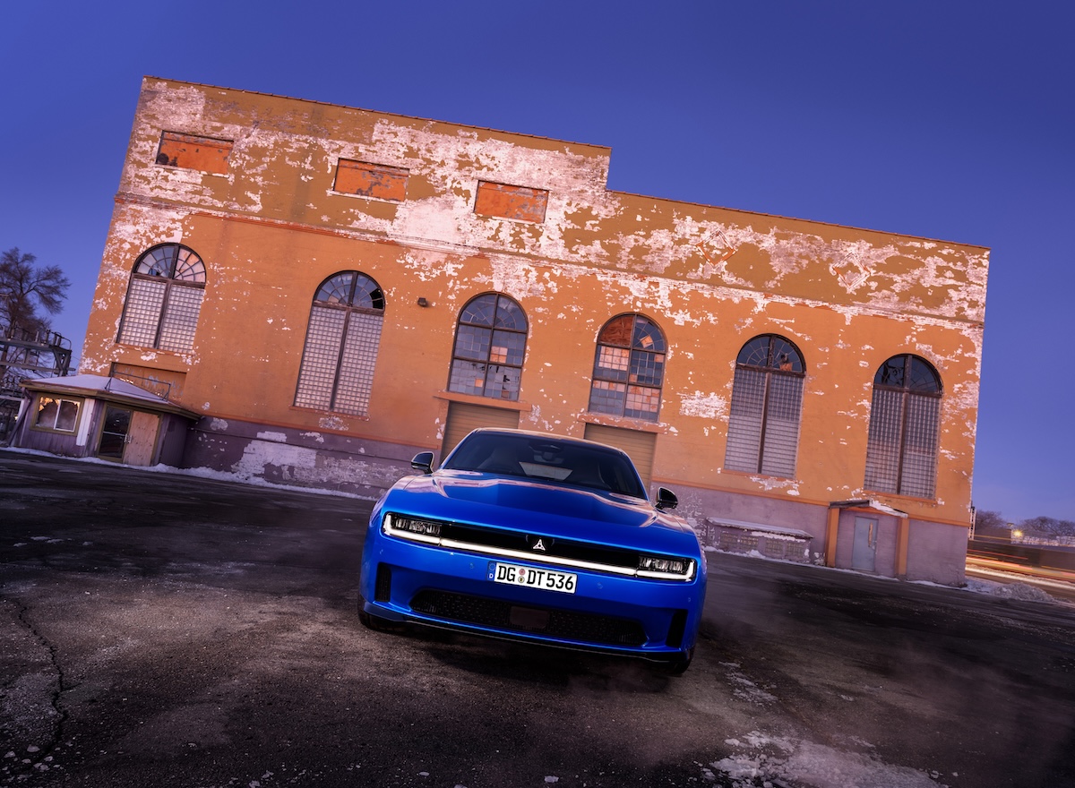 Dodge Charger Daytona: l’elettrica da 670 CV arriva in Europa