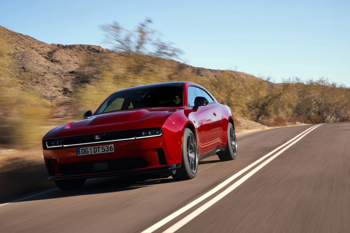 Dodge Charger Daytona: l’elettrica da 670 CV arriva in Europa