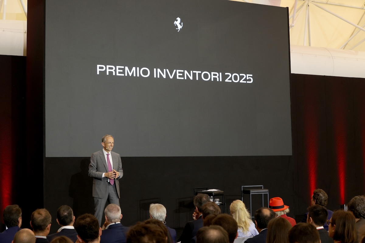 Ferrari premia oltre 500 invenzioni nate a Maranello Ferrari premia oltre 500 invenzioni nate a Maranello