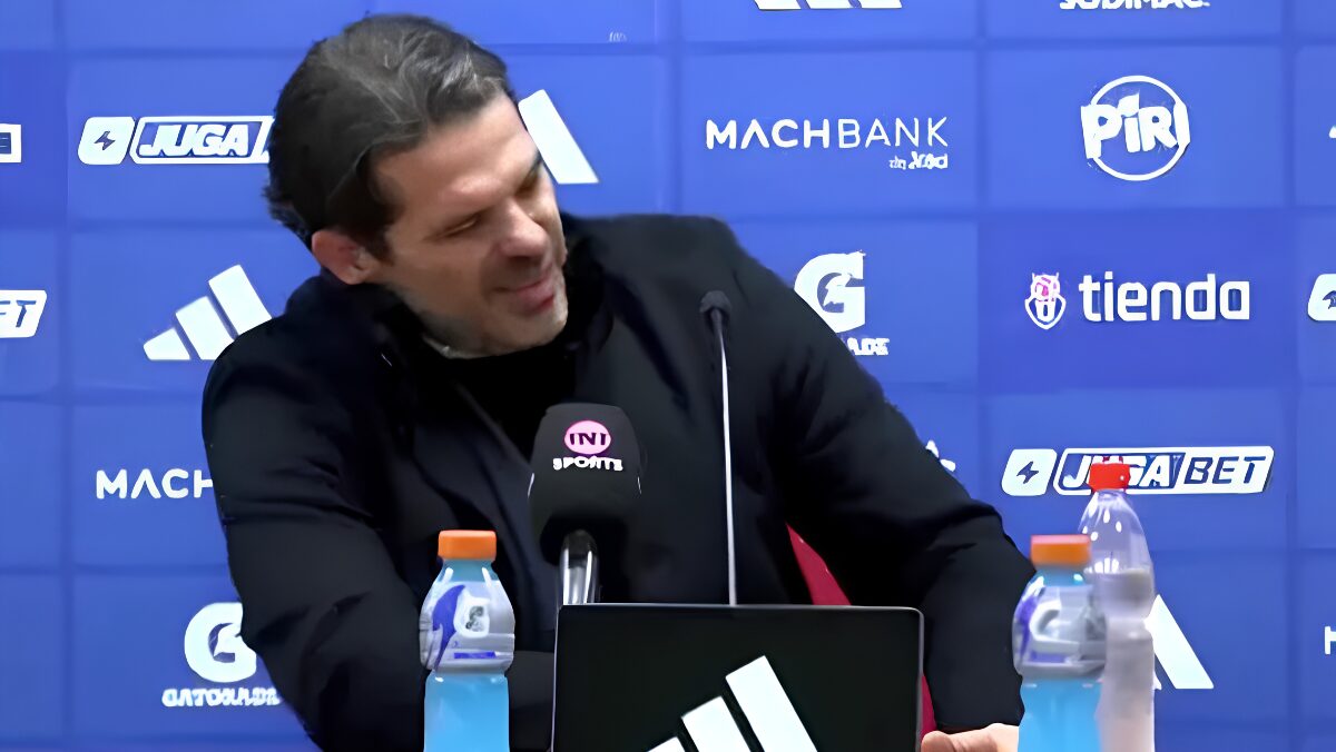 Paura per l’ex romanista Gago: malore in diretta, operato d’urgenza al cuore – VIDEO Paura per l’ex romanista Gago: malore in diretta, operato d’urgenza al cuore – VIDEO