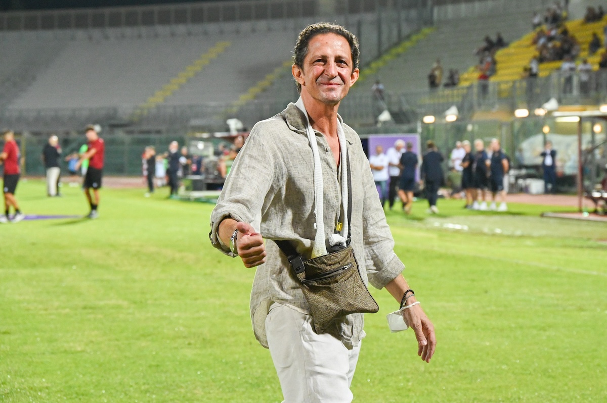 Calcio in lutto, è morto Igor Protti: ex attaccante di Messina e Lazio Calcio in lutto, è morto Igor Protti: ex attaccante di Messina e Lazio
