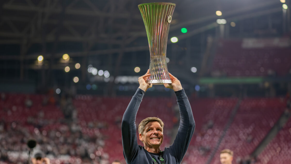 Milan, cercasi identità: Rangnick-Glasner o Pochettino-Planes? A Milanello si fanno i giochi di coppia Milan, cercasi identità: Rangnick-Glasner o Pochettino-Planes? A Milanello si fanno i giochi di coppia