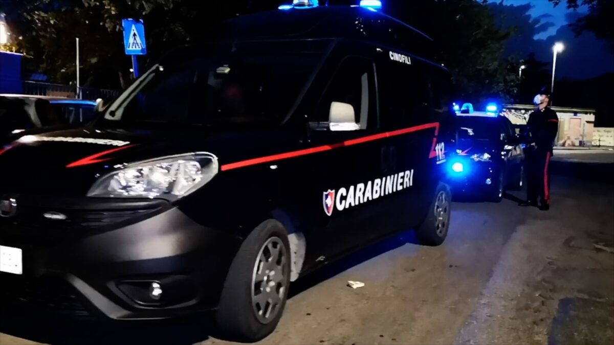 Furto alla casa d’aste di Torino, a incastrare il ladro un volto ripreso dalle telecamere. Il retroscena ad Affaritaliani Furto alla casa d’aste di Torino, a incastrare il ladro un volto ripreso dalle telecamere. Il retroscena ad Affaritaliani