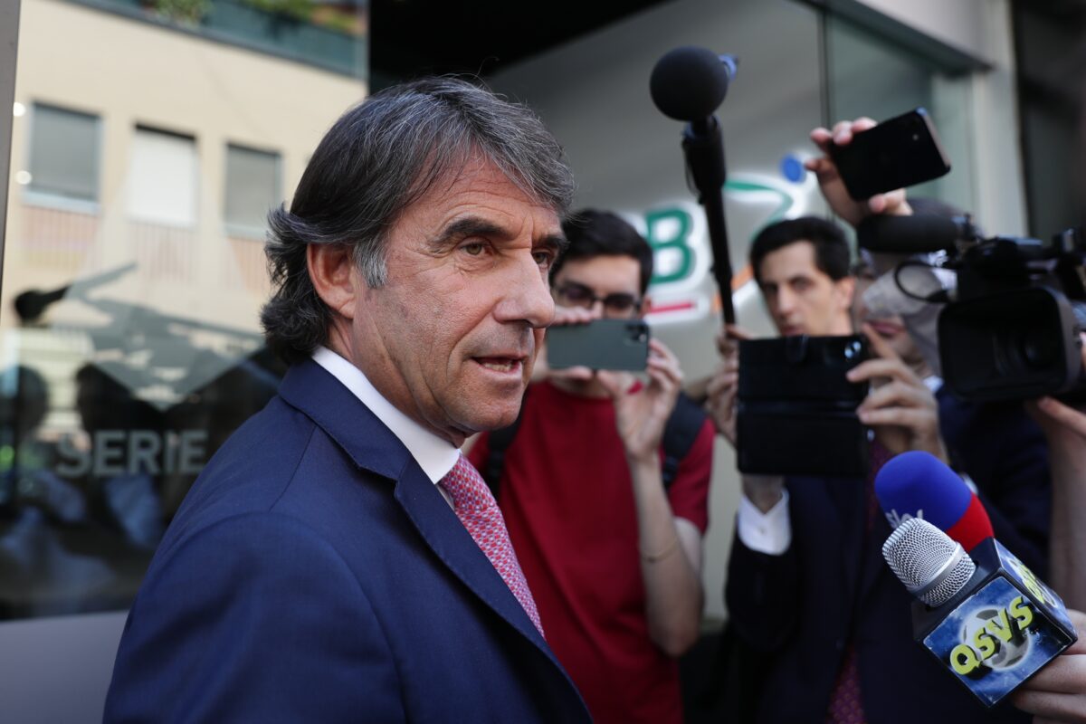 Juve, parte il nuovo mercato di Carnevali: cosa cambia tra conti, priorità e cessioni dopo l’addio di Comolli Juve, parte il nuovo mercato di Carnevali: cosa cambia tra conti, priorità e cessioni dopo l’addio di Comolli