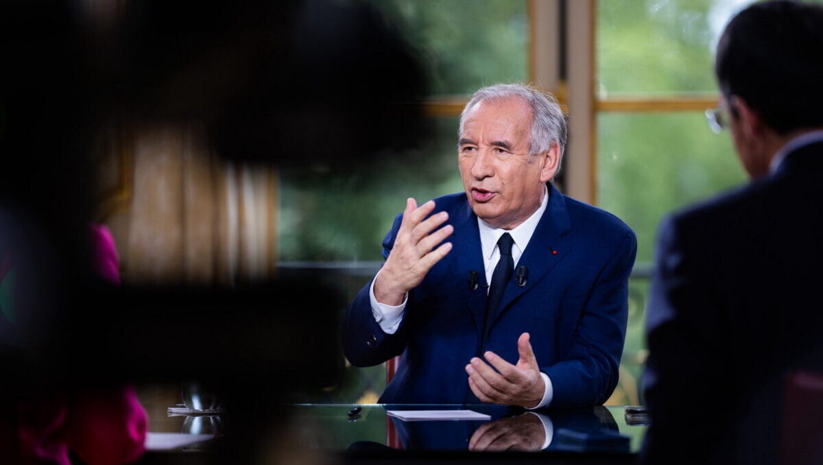 Francia, abusi nella scuola cattolica di Betharram: fino a 1.500 vittime in 50 anni. Coinvolto anche l’ex premier Bayrou Francia, abusi nella scuola cattolica di Betharram: fino a 1.500 vittime in 50 anni. Coinvolto anche l’ex premier Bayrou