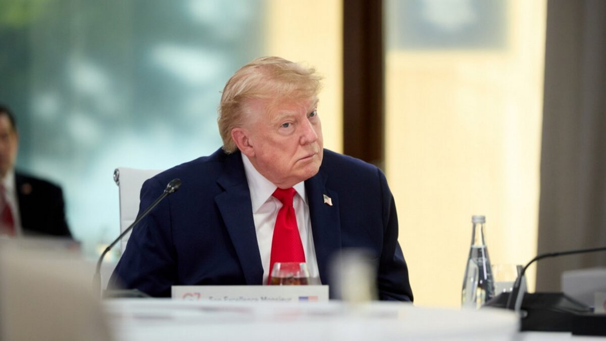 Trump, la nipote psicologa non ha dubbi: “È un misogino, in pieno declino cognitivo. Ha disturbi psichiatrici mai curati” Trump, la nipote psicologa non ha dubbi: “È un misogino, in pieno declino cognitivo. Ha disturbi psichiatrici mai curati”