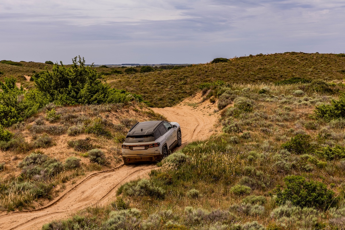 Compass 4xe off-road in Sardegna: dati tecnici e Selec-Terrain