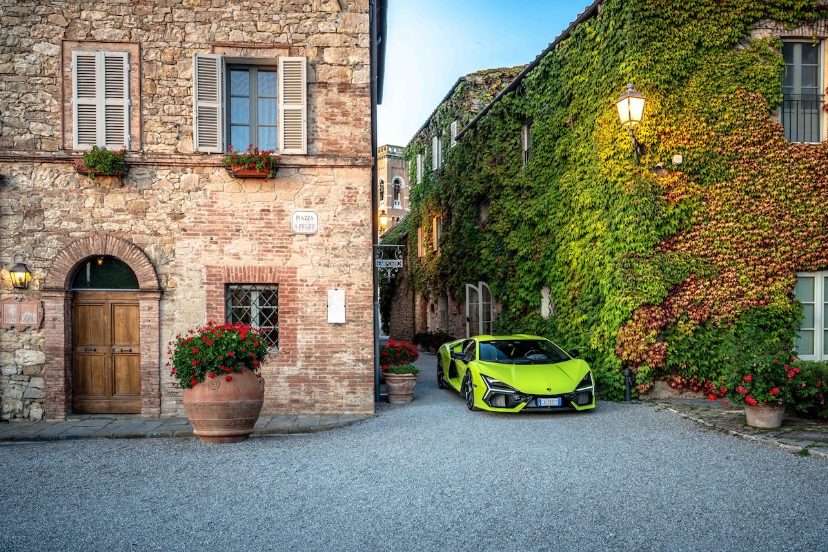 Dai ghiacci ai canyon: il 2026 estremo di Lamborghini