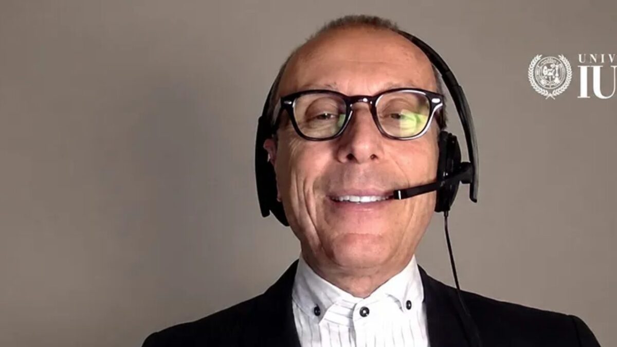 Chi era Roberto Pietro Guerrino, l’interprete di Clinton e Mattarella ucciso nella sua casa a Milano Chi era Roberto Pietro Guerrino, l’interprete di Clinton e Mattarella ucciso nella sua casa a Milano