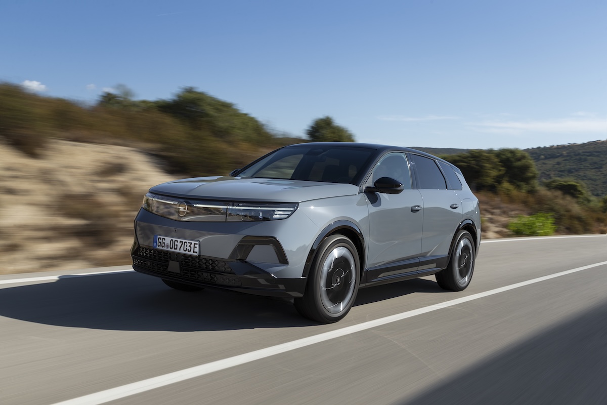 Grandland, così Opel cambia la fabbrica dei C-SUV Grandland, così Opel cambia la fabbrica dei C-SUV