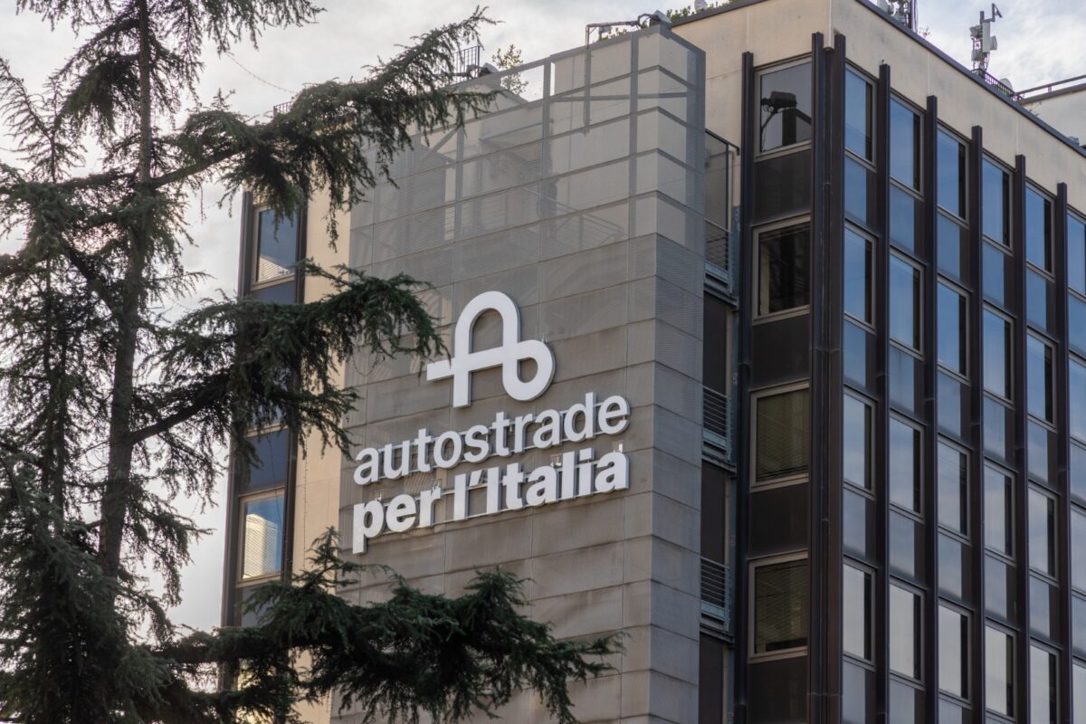 ASPI, rinnovato il CCNL Autostrade e Trafori: accordo su responsabilità condivisa e diritti dei lavoratori