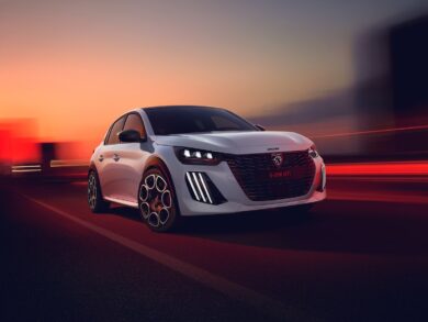 Peugeot E-208 GTi: la prima hot hatch elettrica da 281 CV