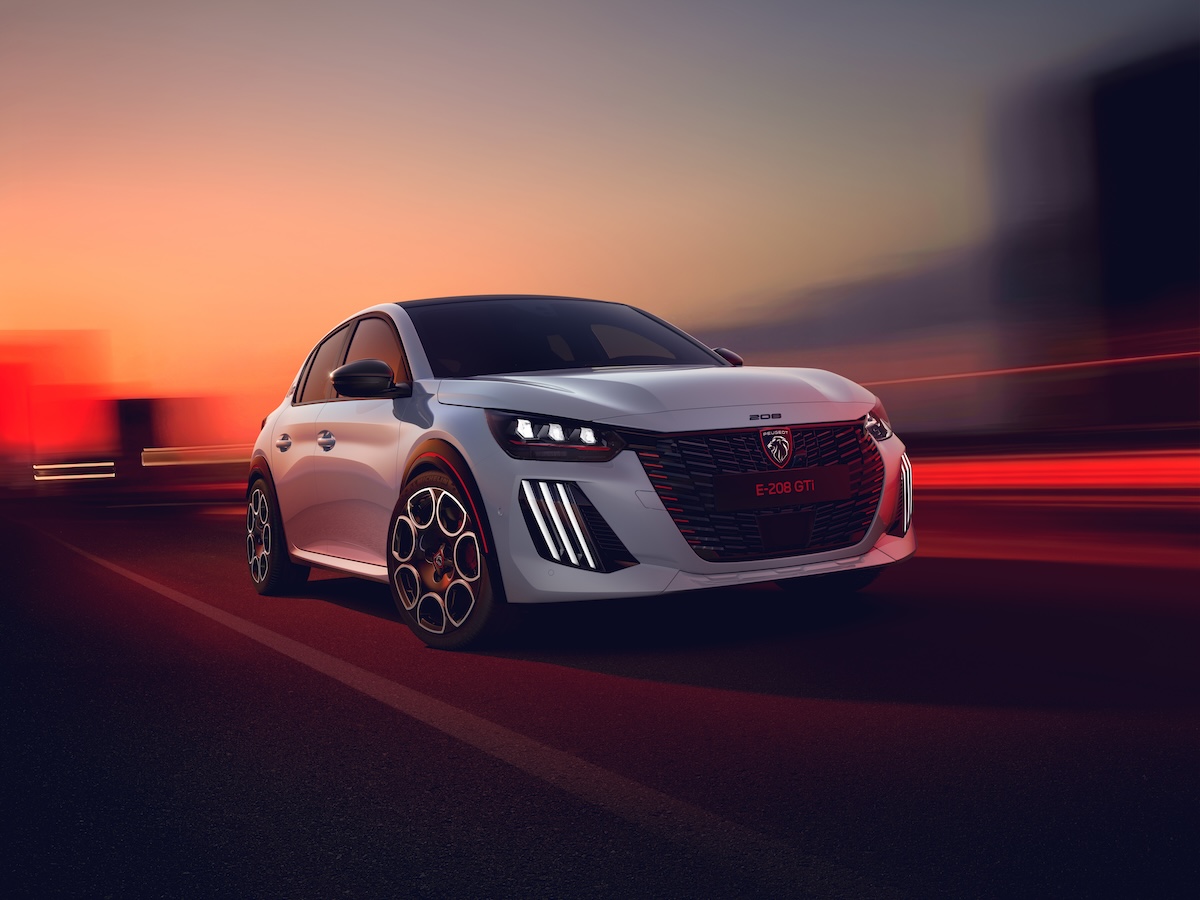 Peugeot E-208 GTi: la prima hot hatch elettrica da 281 CV Peugeot E-208 GTi: la prima hot hatch elettrica da 281 CV