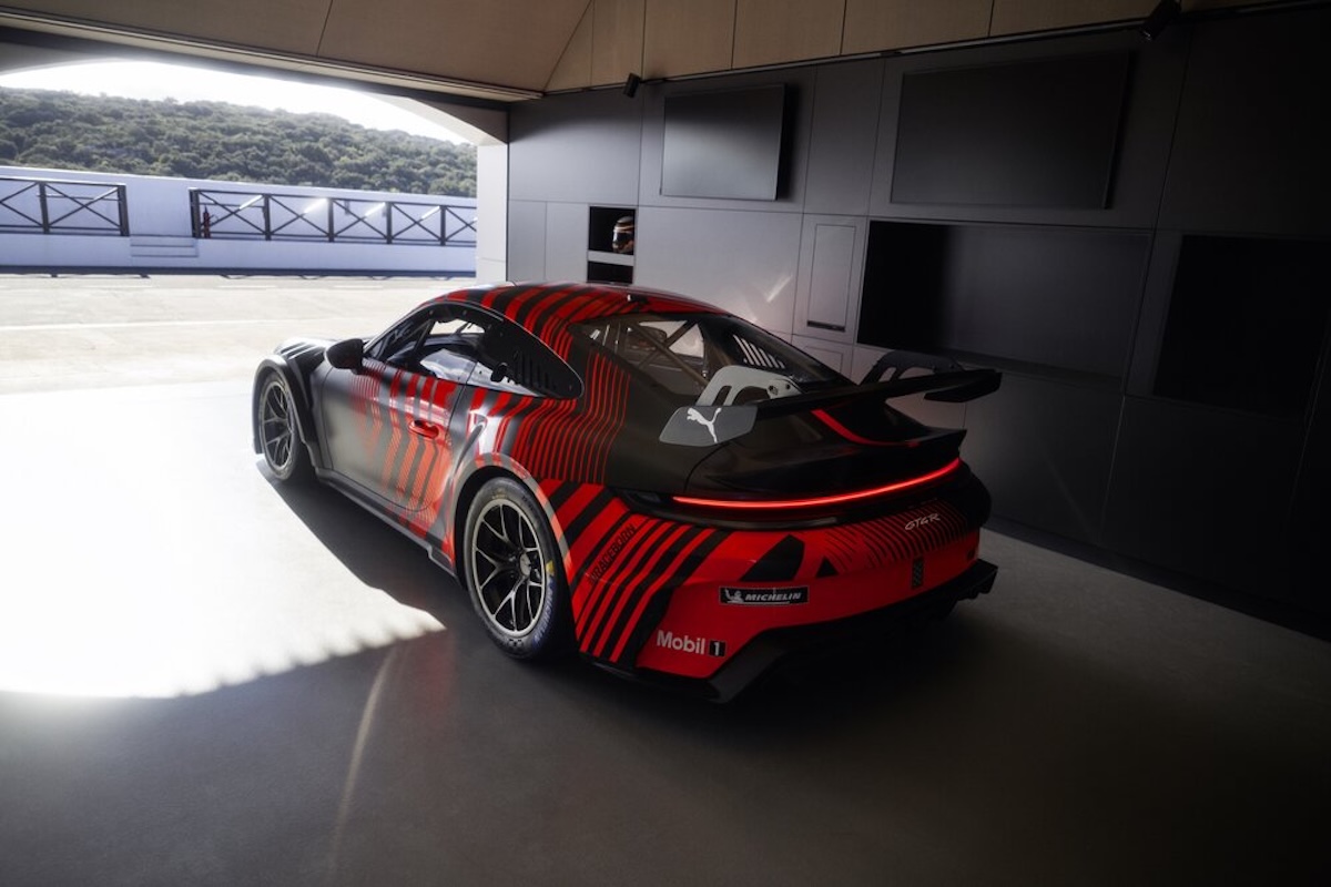Porsche porta la 911 nel GT4 con la nuova GT4 R