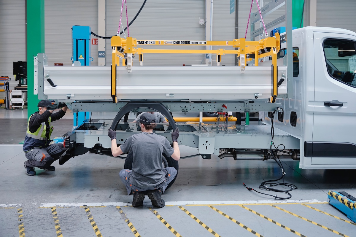 Renault porta gli allestimenti dei van direttamente in fabbrica Renault porta gli allestimenti dei van direttamente in fabbrica