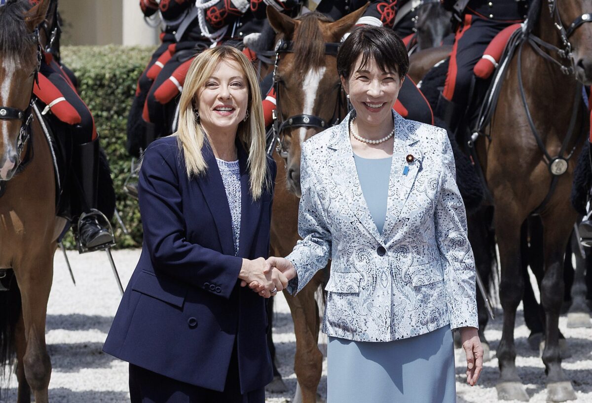 Asse Italia-Giappone, Takaichi a Roma da Meloni: sul tavolo industria, spazio e difesa Asse Italia-Giappone, Takaichi a Roma da Meloni: sul tavolo industria, spazio e difesa