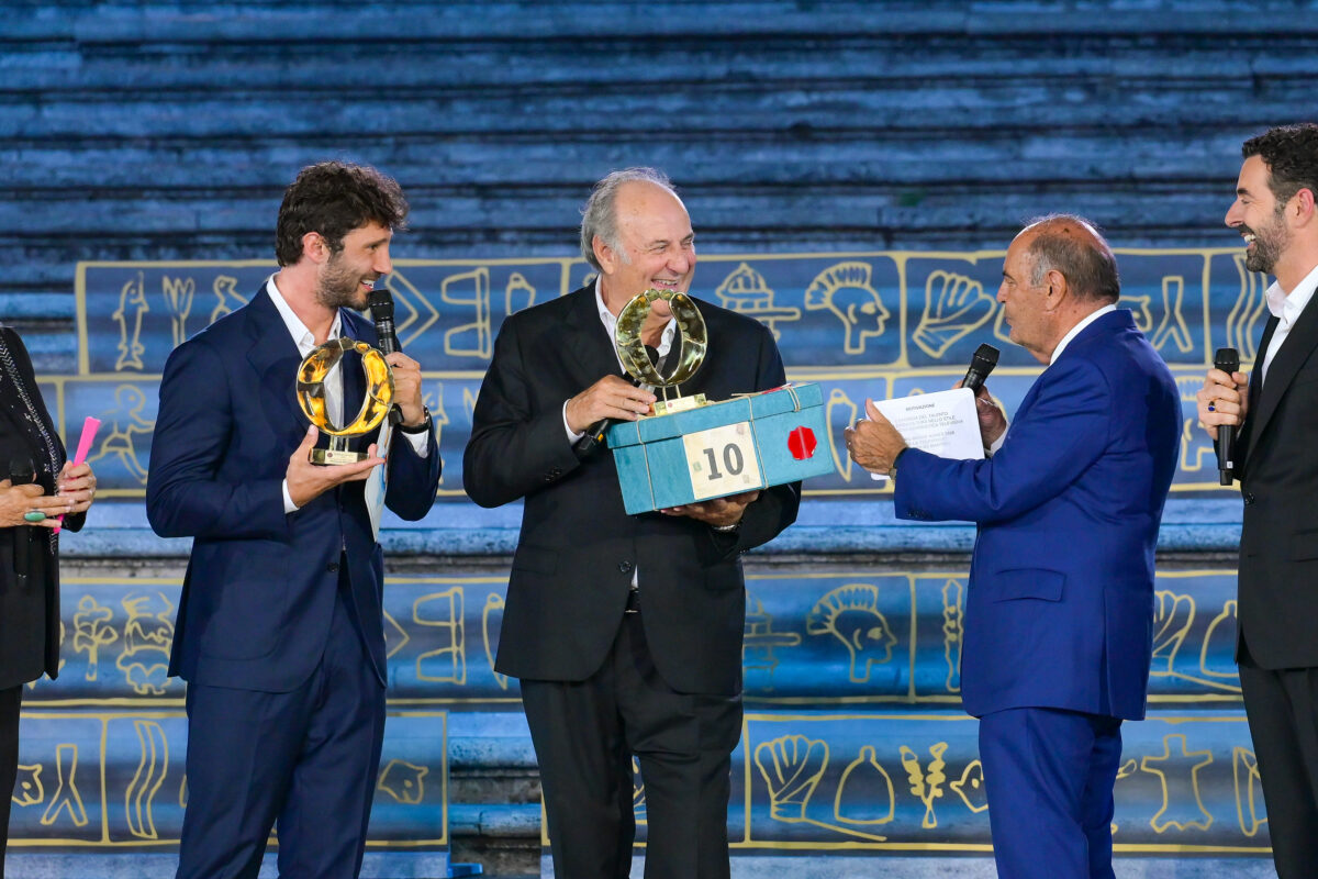 Premio Biagio Agnes 2026, Mara Venier e Alberto Matano guidano la notte dell’informazione. Da Gerry Scotti a Lino Banfi, tutti i protagonisti