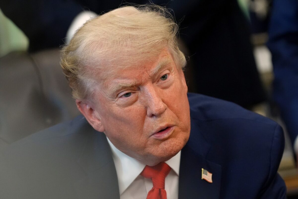 Iran, Trump mette all’angolo l’Ue: “Abbiamo vinto da soli, Europa irrilevante”. Axios: “Accordo a Ginevra entro domenica” Iran, Trump mette all’angolo l’Ue: “Abbiamo vinto da soli, Europa irrilevante”. Axios: “Accordo a Ginevra entro domenica”