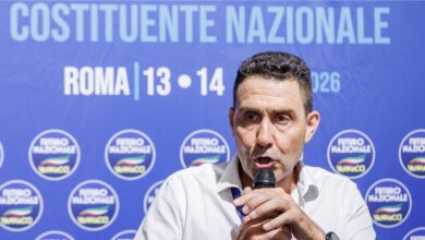 Roberto Vannacci in conferenza stampa durante la Costituente Nazionale di Futuro Nazionale