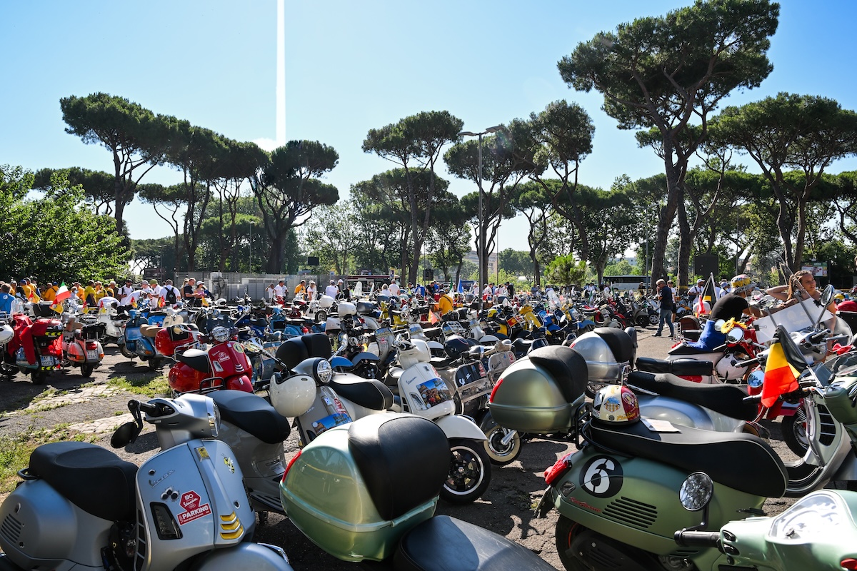 Vespa compie 80 anni e lancia l’edizione limitata