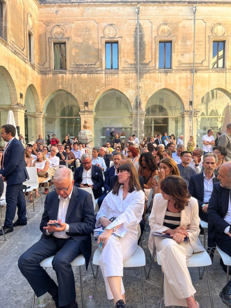 Affaritaliani a Lecce con Bernini e Mantovano: la cartapesta diventa futuro con il master tra tradizione e innovazione