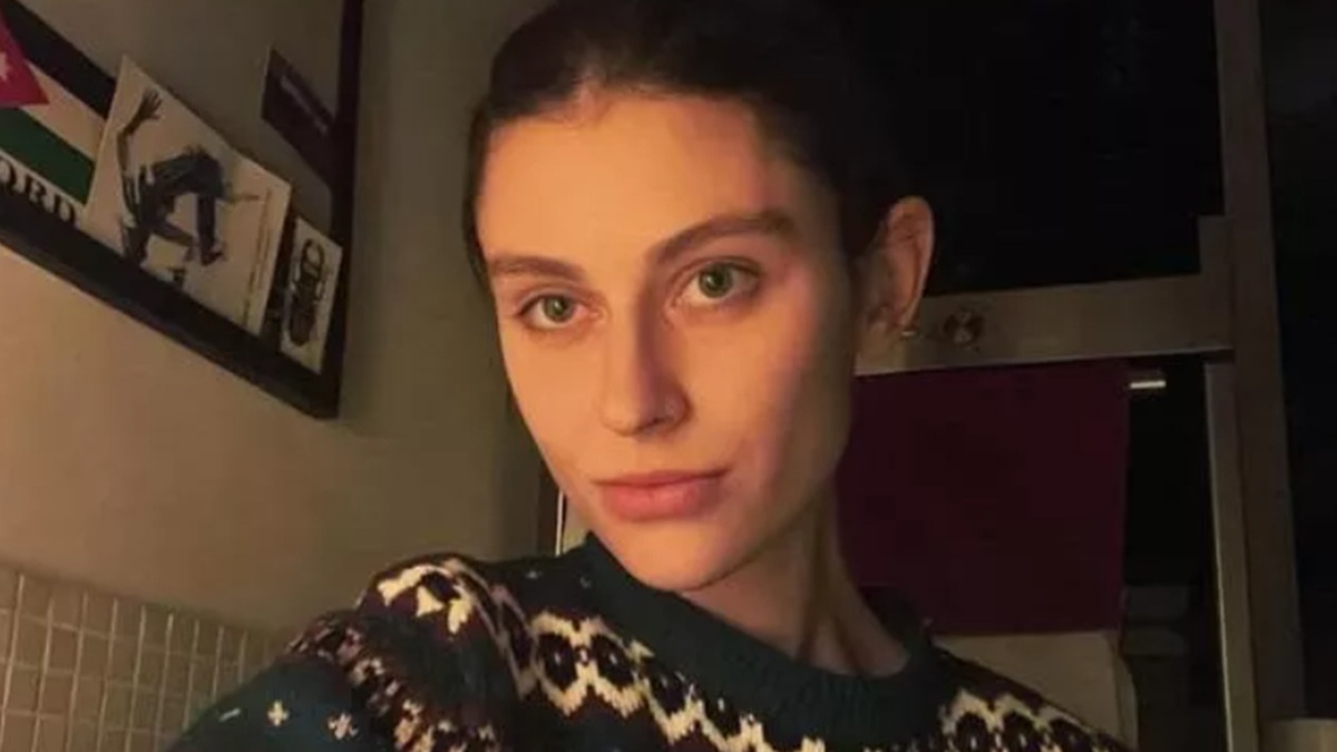 Milano, modella aggredita a Porta Romana: “Hanno iniziato a toccarmi e colpirmi, salvata da un passante eroe” Milano, modella aggredita a Porta Romana: “Hanno iniziato a toccarmi e colpirmi, salvata da un passante eroe”