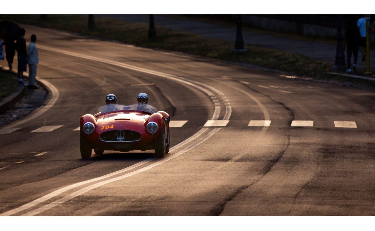 Maserati alla 1000 Miglia 2026 con la A6 GCS/53 Maserati alla 1000 Miglia 2026 con la A6 GCS/53