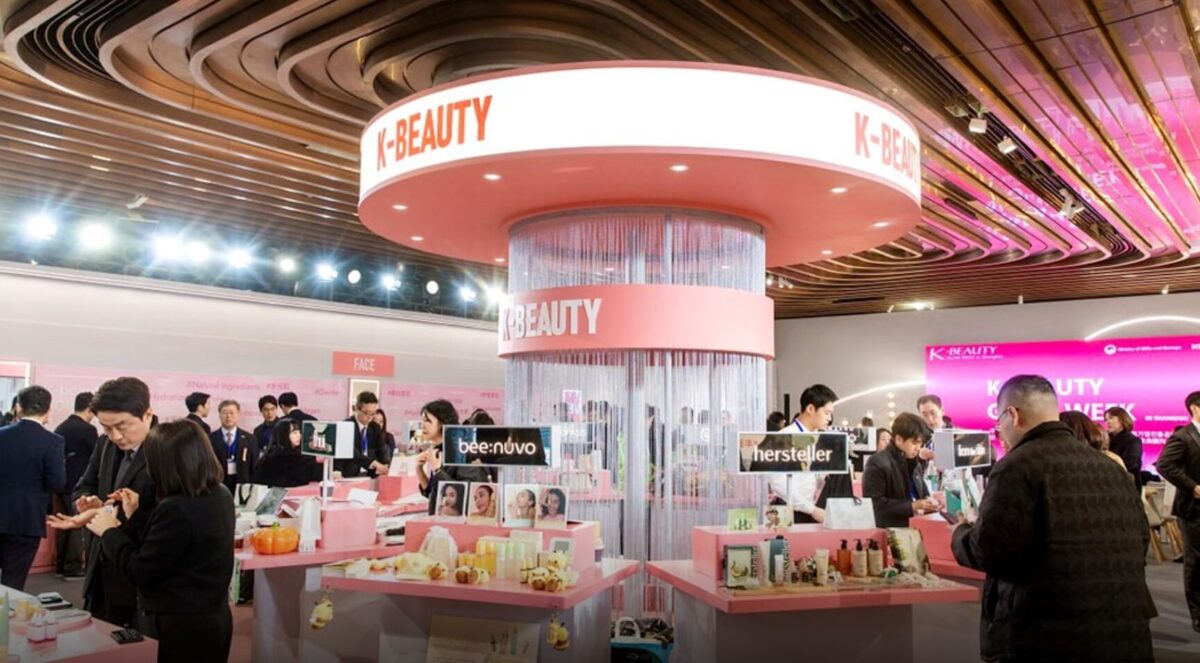 La “K-Wave” conquista l’Europa: approda a Roma la K-Brand Glow Week 2026 La “K-Wave” conquista l’Europa: approda a Roma la K-Brand Glow Week 2026