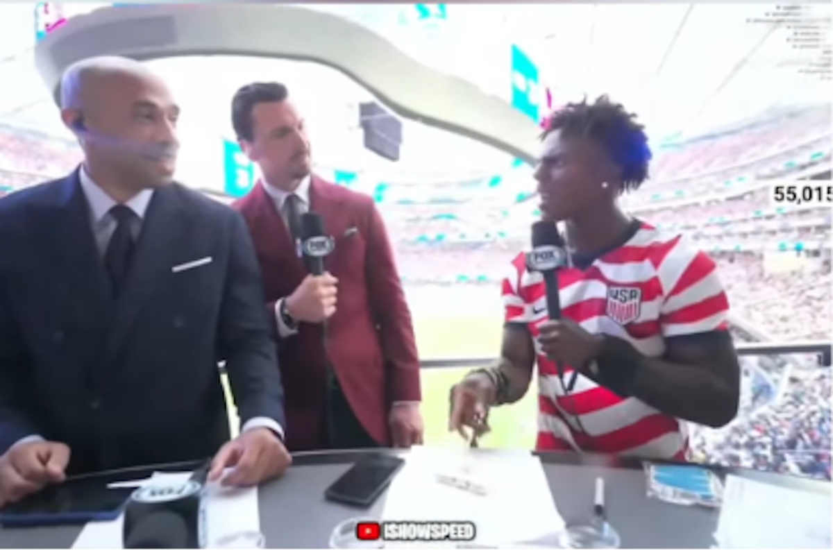 Mondiali 2026, IShowSpeed fa il suo pronostico sul vincitore: Ibrahimovic lo caccia in malo modo dalla diretta Mondiali 2026, IShowSpeed fa il suo pronostico sul vincitore: Ibrahimovic lo caccia in malo modo dalla diretta