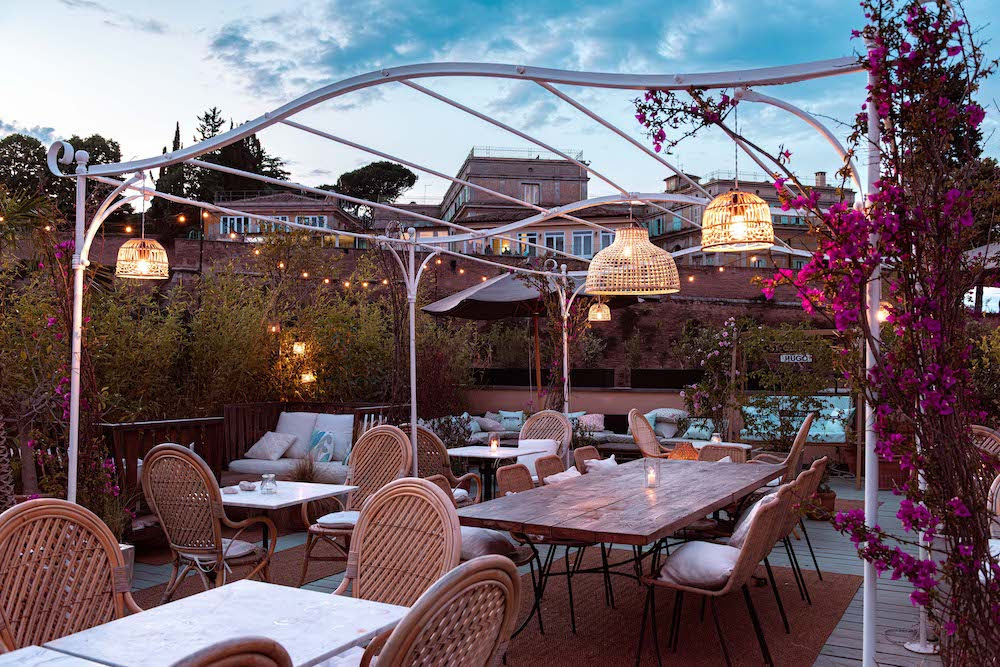 Terrazze, dehors, giardini per godersi la bella stagione tra vini, cucina e cocktail