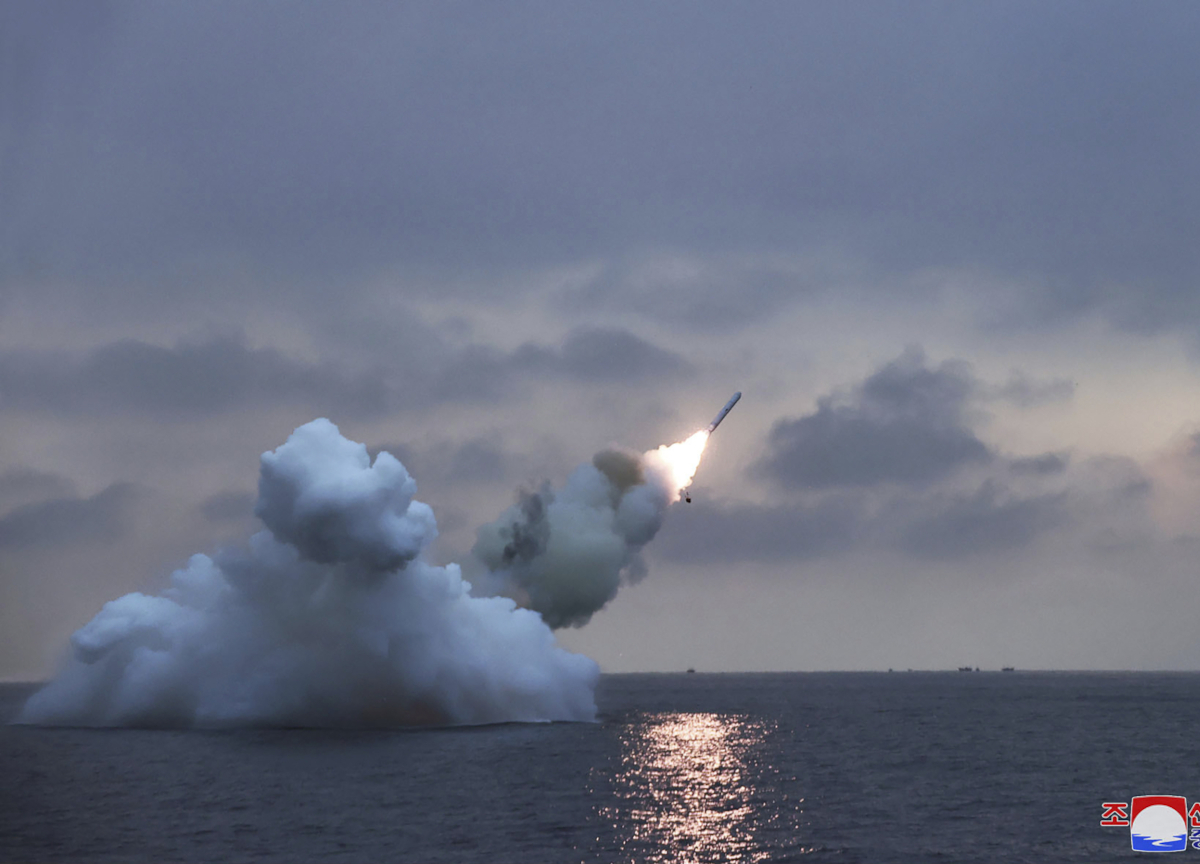La Cina testa missili balistici nel Pacifico: avvertimento a Taiwan. Australia e Giappone infuriati: “Atto destabilizzante” La Cina testa missili balistici nel Pacifico: avvertimento a Taiwan. Australia e Giappone infuriati: “Atto destabilizzante”