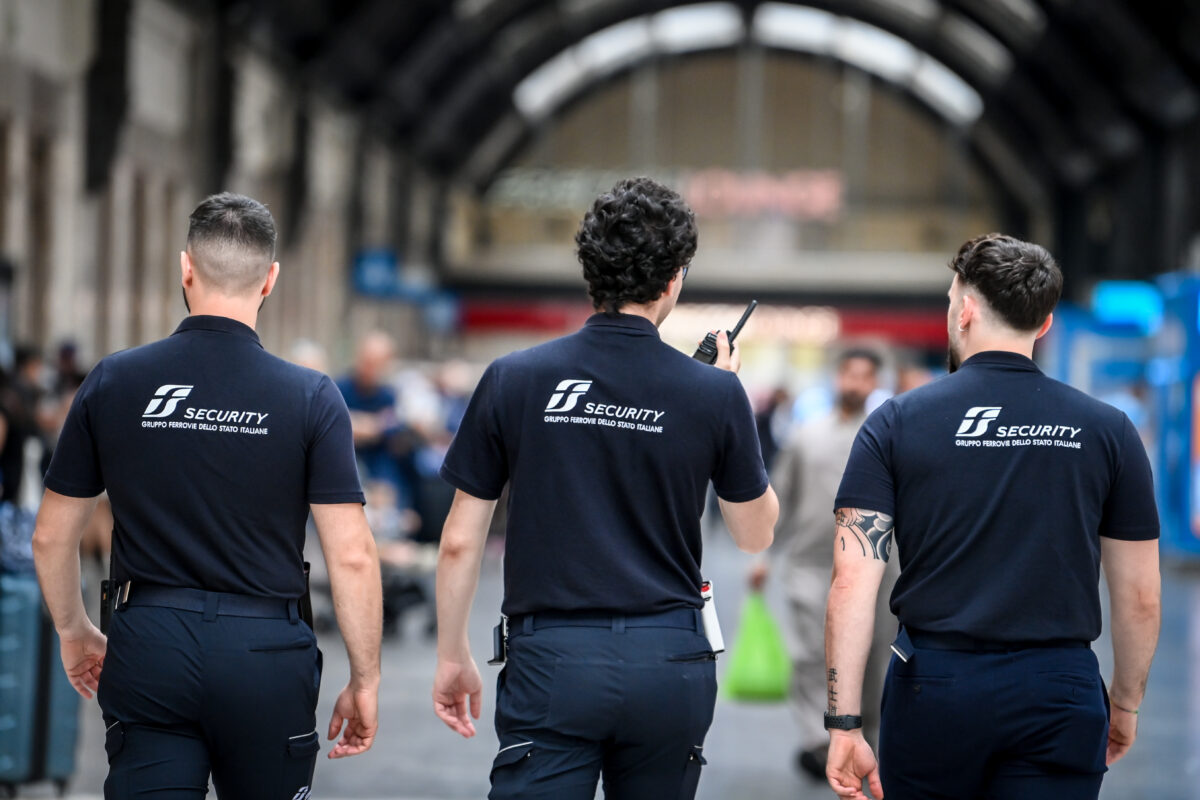Roma Termini, la sicurezza cambia volto: bodycam e tecnologia ridisegnano il controllo nelle stazioni