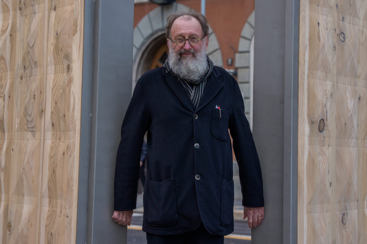 De Lucchi, gli affari dell’architetto e designer non vanno a gonfie vele: i conti ai raggi x De Lucchi, gli affari dell’architetto e designer non vanno a gonfie vele: i conti ai raggi x