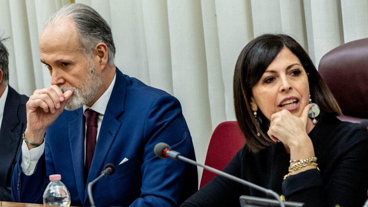 Dalla nomina di Simona Agnes alla protesta di Giachetti, da cosa nasce la crisi della Commissione di Vigilanza Rai Dalla nomina di Simona Agnes alla protesta di Giachetti, da cosa nasce la crisi della Commissione di Vigilanza Rai