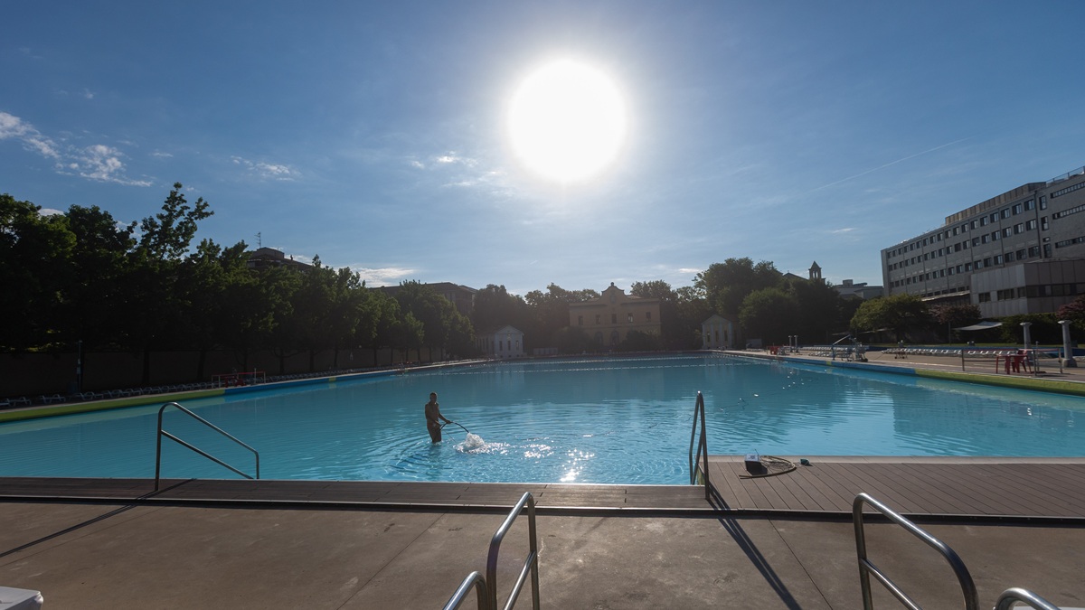 Piscina Romano, un dramma annunciato? A Milano monta la polemica: “Anni di intrusioni notturne” Piscina Romano, un dramma annunciato? A Milano monta la polemica: “Anni di intrusioni notturne”