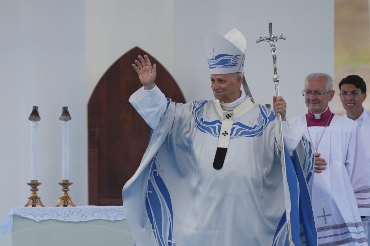 Papa Leone a Lampedusa: sulle orme di Francesco, tra il cimitero dei migranti e la Porta d’Europa Papa Leone a Lampedusa: sulle orme di Francesco, tra il cimitero dei migranti e la Porta d’Europa