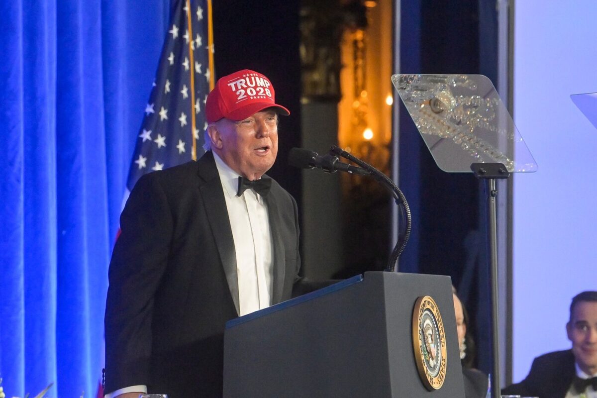 Usa-Iran, spiragli di dialogo. Media: “Scarseggiano le munizioni”, Trump: “Ne abbiamo più di chiunque altro”- LIVE Usa-Iran, spiragli di dialogo. Media: “Scarseggiano le munizioni”, Trump: “Ne abbiamo più di chiunque altro”- LIVE