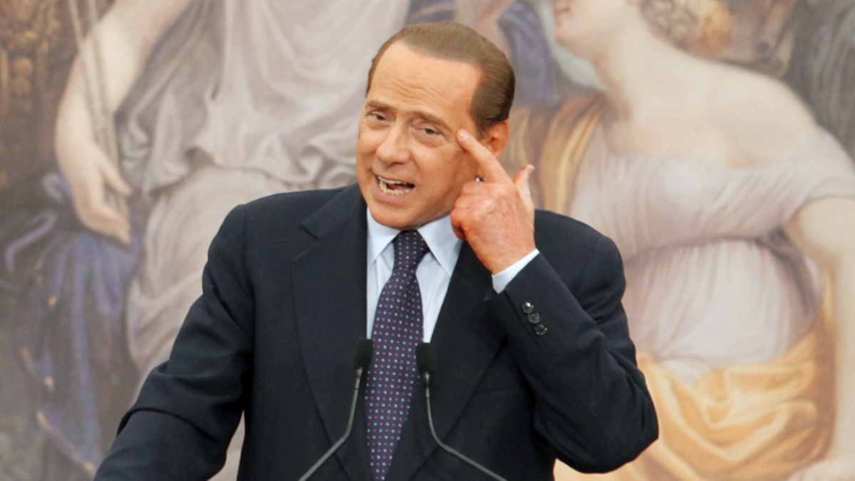 Demolita la quadreria di Silvio Berlusconi ad Arcore
