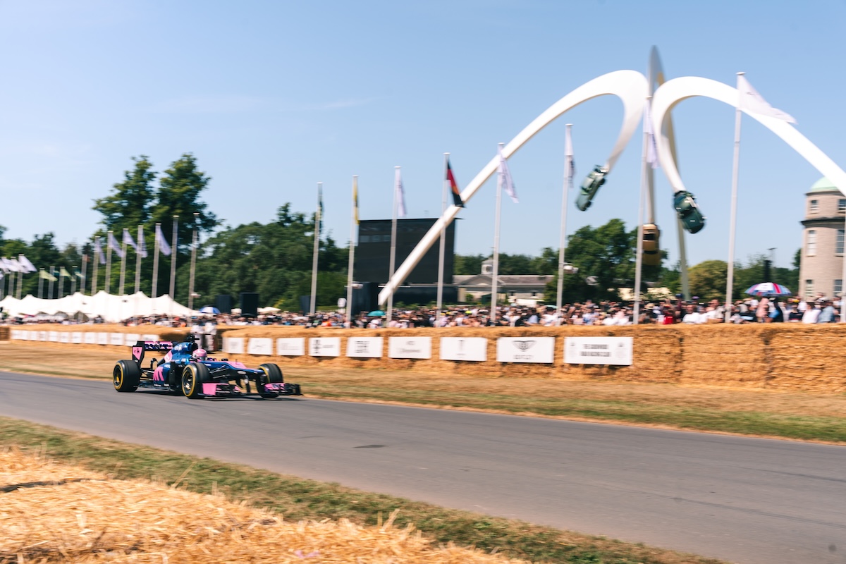 Alpine A110 elettrica, la strategia parte da Goodwood