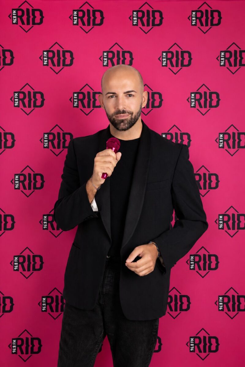 Angelo Rifino, speaker di RID 96.8FM, vince il Microfono d’Oro