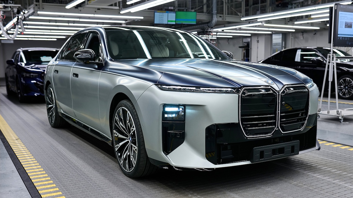 BMW Serie 7, la Neue Klasse entra in produzione BMW Serie 7, la Neue Klasse entra in produzione