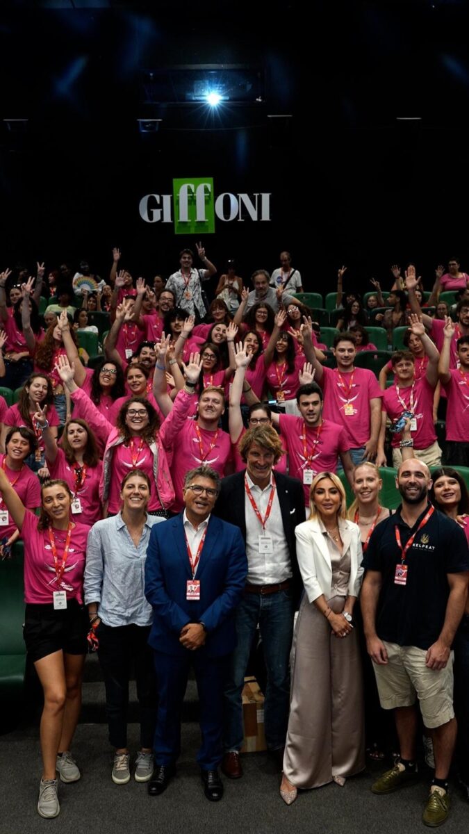 Intesa Sanpaolo incontra oltre 700 studenti al Giffoni Film Festival sulle competenze del futuro Intesa Sanpaolo incontra oltre 700 studenti al Giffoni Film Festival sulle competenze del futuro