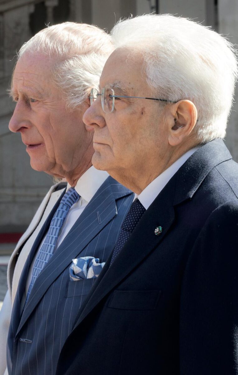 Le visite nel Bel Paese e quella prima volta da re, l’amore dei sovrani britannici per Italia e gli aneddoti curiosi nel libro di Ilaria Grillini Le visite nel Bel Paese e quella prima volta da re, l’amore dei sovrani britannici per Italia e gli aneddoti curiosi nel libro di Ilaria Grillini
