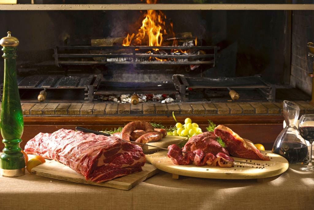 “Fatty” o “low-fat”, cucina romana al bivio. Se ne discute anche in un film su nutrizione e longevity. Ma resta il dubbio: Amatriciana o Vignarola?