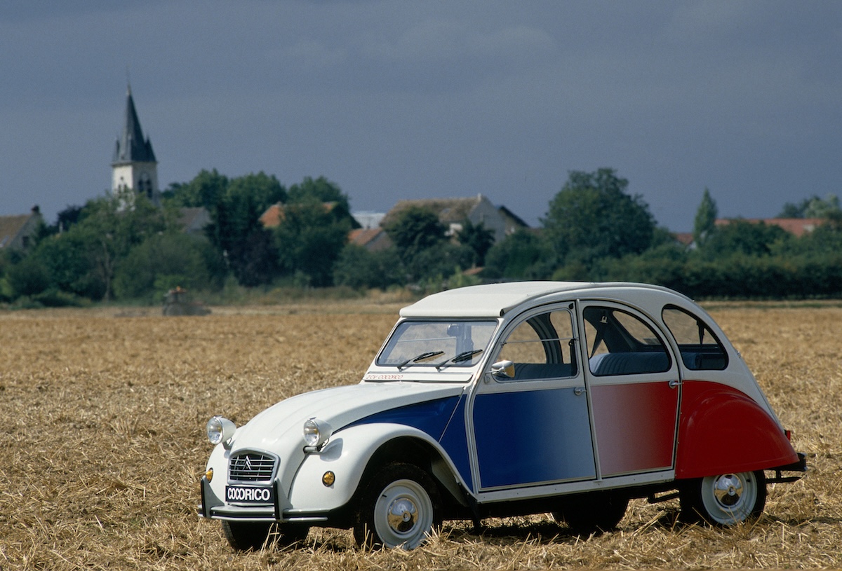 Citroen 2 CV Cocorico, l’icona francese torna nel 2026 Citroen 2 CV Cocorico, l’icona francese torna nel 2026